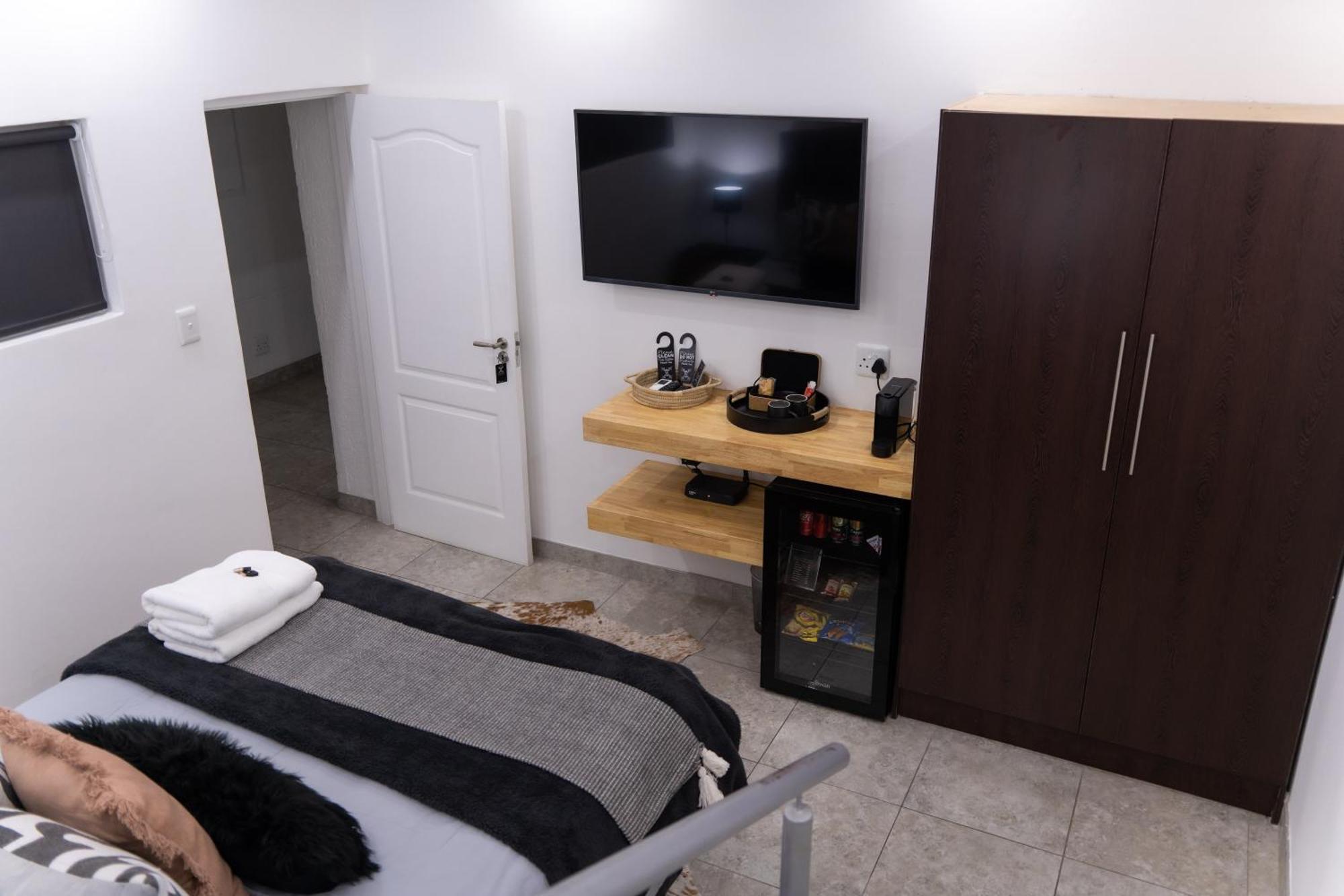 Waterfront Boutique Hotel Vanderkloof Екстериор снимка